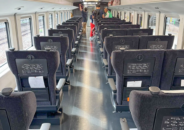 Taiwan TRA Tze Chiang 3000 Train Tengyun Car