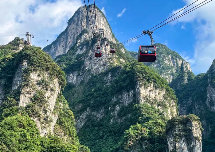 Zhangjiajie Tianmen Mountain