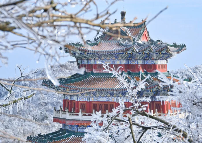 Tianmen Mountain Temple in Winter