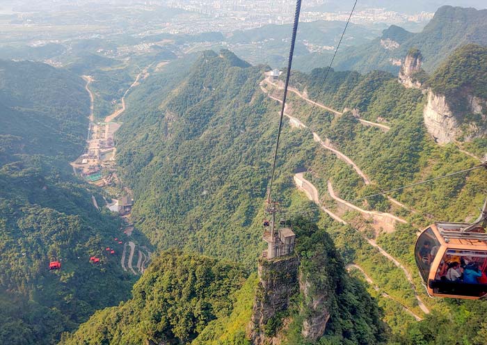 Left is Express Cable Car, Right is Tianmen Mountain Cable Car