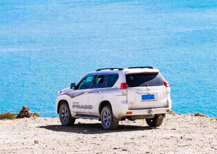 Tibet tour vehicles