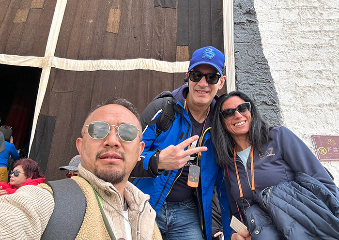 Travel with AOT in Tibet
