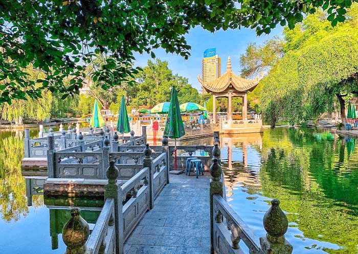 Visit Red Hill Park, Urumqi