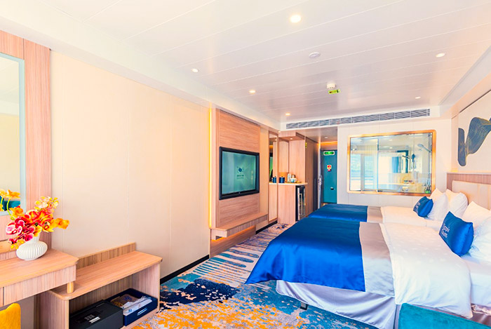 Victoria Isabella - Executive Suite