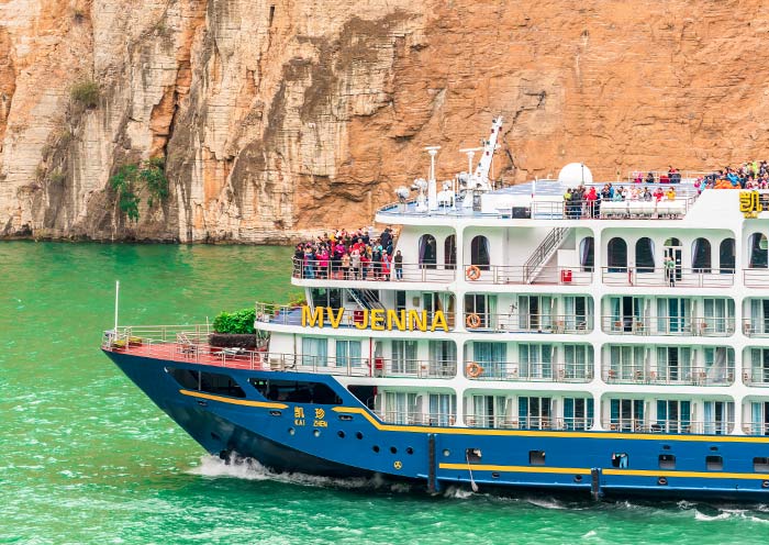 View Three Gorges on Deck