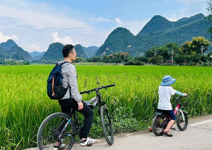 Cycling in Wanfenglin, Xingyi
