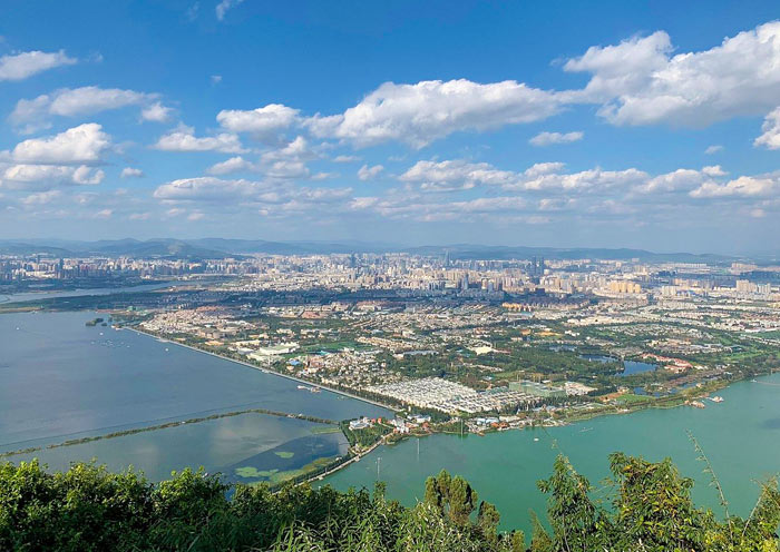 View Dianchi Lake & Kunming City from West Hill