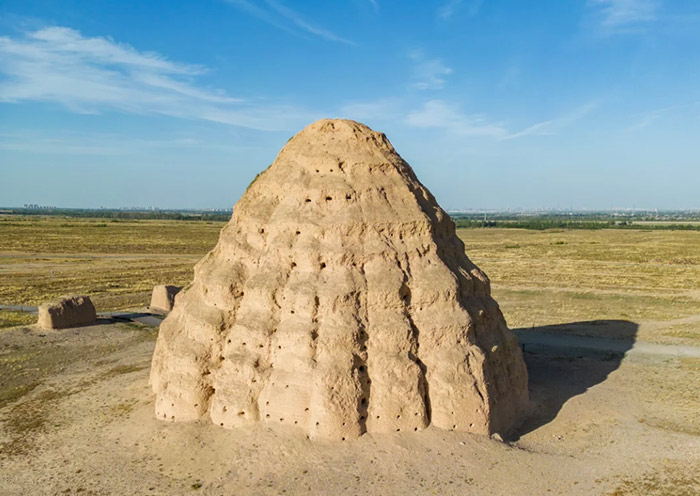 Western Xia Imperial Tombs, Yinchuan