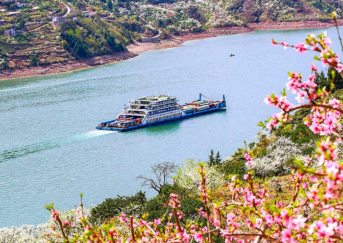 China Spring Tour to Yantze River