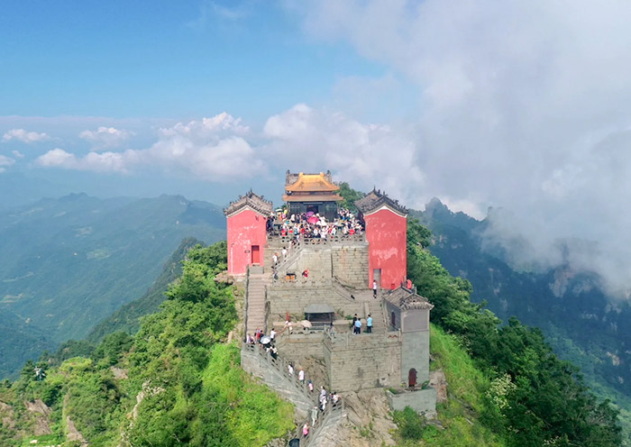 Golden Peak of Wudang Mountain Golden Peak of Wudang Mountain