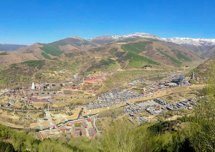 View from Dailuo Ding, Wutaishan