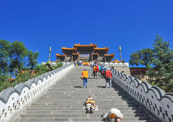 108 Steps to Pusa Ding, Wutaishan
