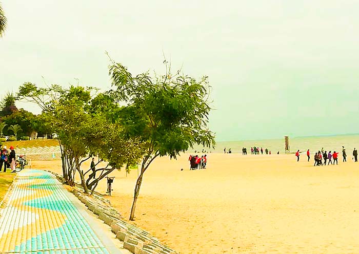 Xiamen Beach