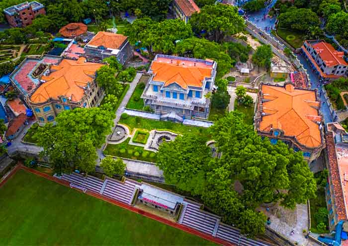  Huang Family Villa Complex in Gulangyu Island