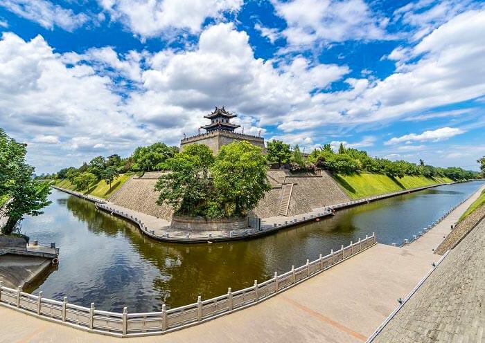 The Only Complete Ancient City Wall in China, Over 600 Years Old