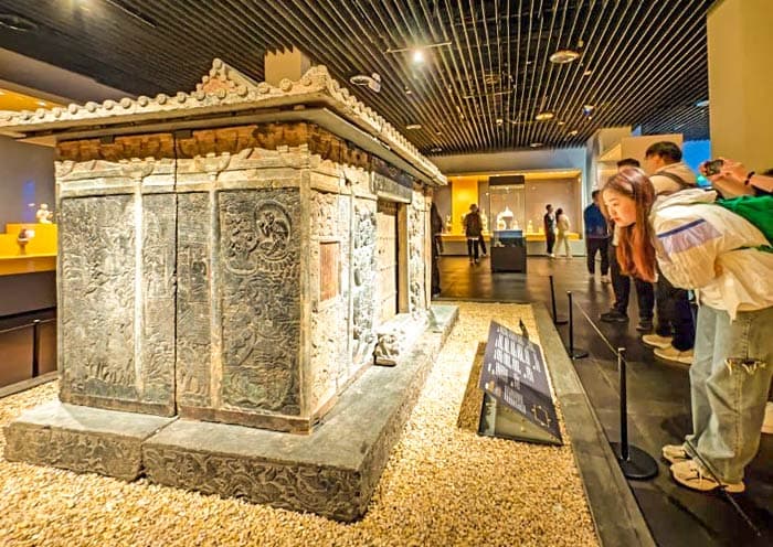 Treasures at Xian Museum