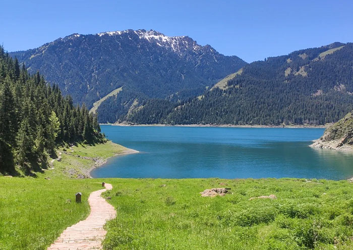 Hiking aroung Tianshan Tianchi, Urumqi