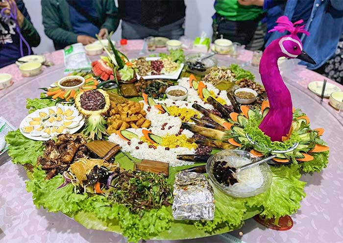 Dai-Style Hand Pilaf - Flavors of Xishuangbanna