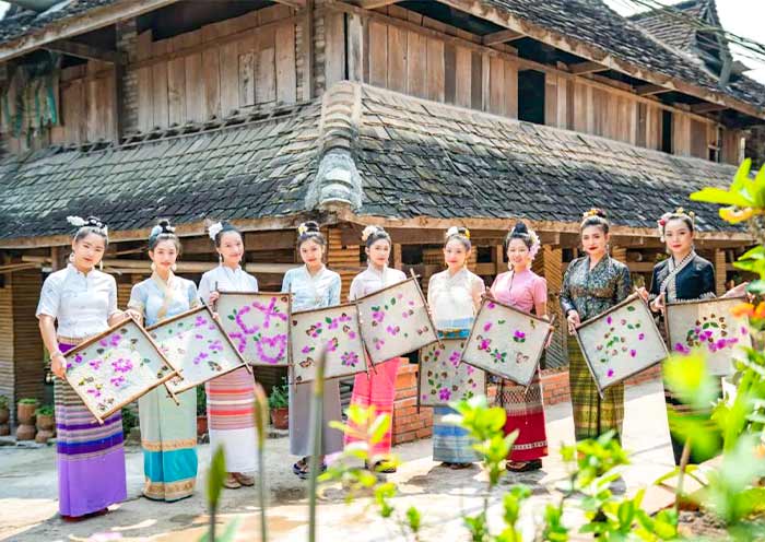 The Handmade Paper Making at Manzhang Dai Village