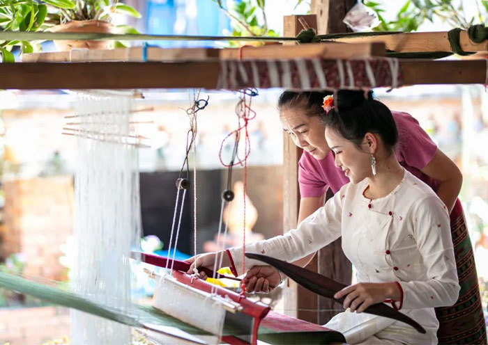 Dai Brocade Weaving at Manzhang Dai Village