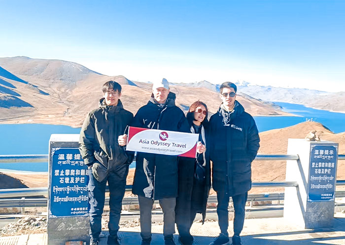 Our Guests at Yamdrok Lake