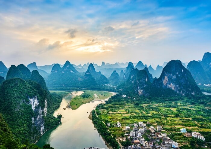 Idyllic Scenery in Yangshuo Idyllic Scenery in Yangshuo