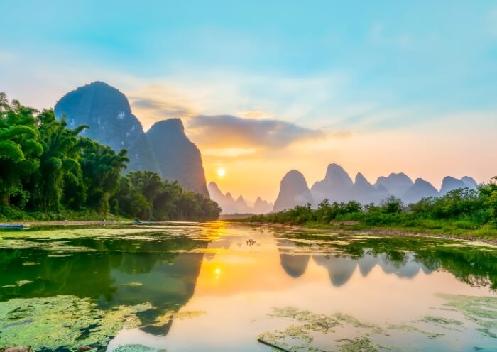 Enchanting Yulong River Enchanting Yulong River