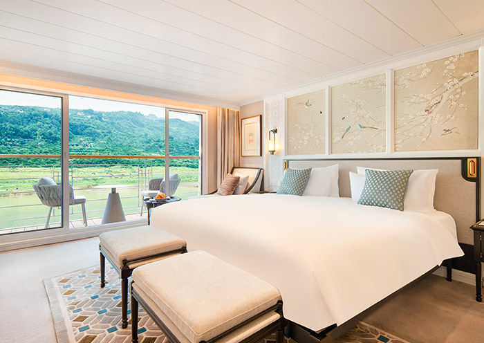 Yangzi Explorer Executive Suite