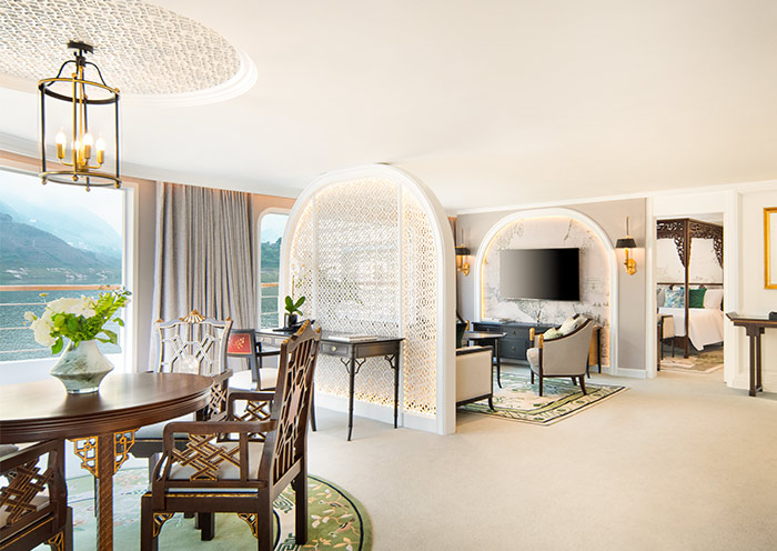 Yangzi Explorer Celebrity Suites