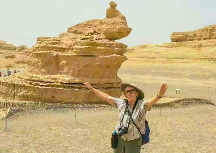 The Peacock Jade Pillar-like Yardang ,Yardang Geopark