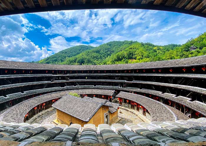 2 Days Fujian Tulou In-depth Tour to Nanjing & Yongding