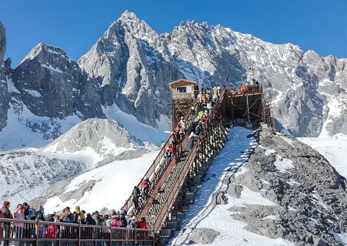Jade Dragon Snow Mountain Glacier Park