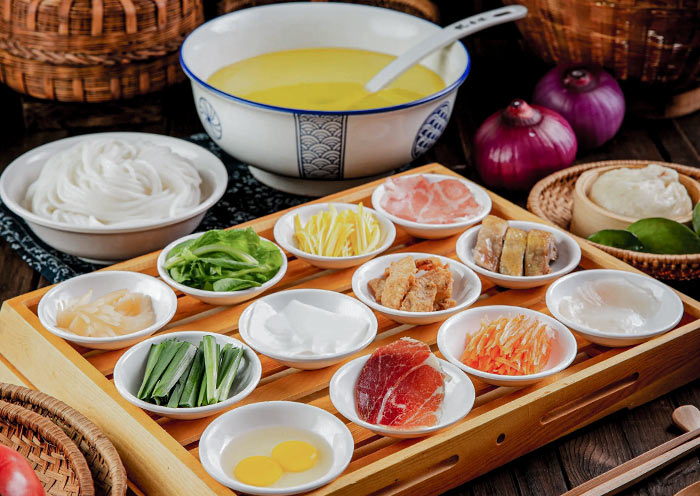 Yunnan Cross-bridge Rice Noodle