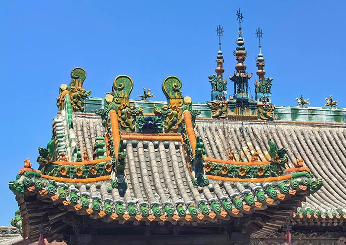 Roofs of Zhangbi Ancient Castle - Colored Glaze Ridge Animals