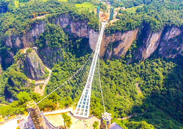 Vista Zhangjiaije Grand Canyon Glass Bridge