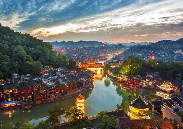 5 Days Panorama Zhangjiajie Tour with Fenghuang Ancient Town
