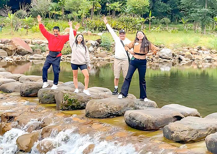 Visit Jinbianxi Stream with AOT