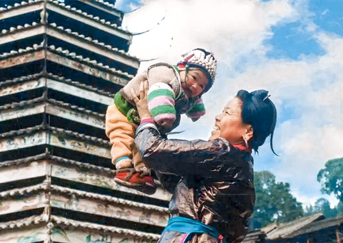 Child in Zhanli Dong Village