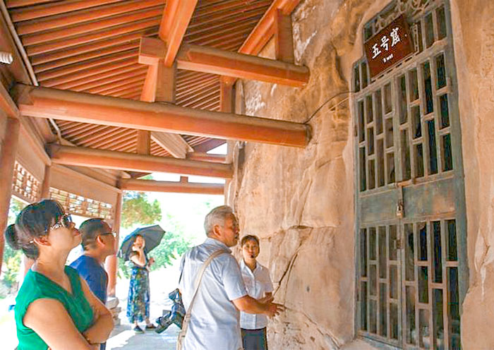 Northern Shannxi Zhongshan Grottoes