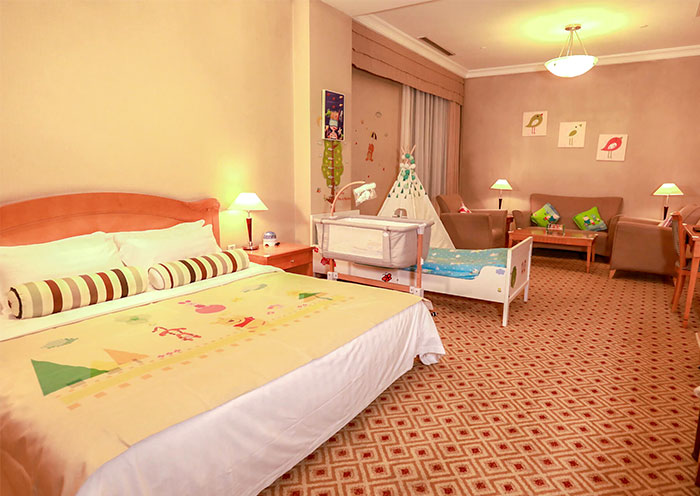 Beijing Hotel for Family