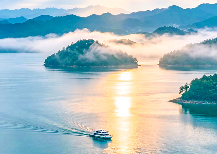 Qiandao Lake Cruise