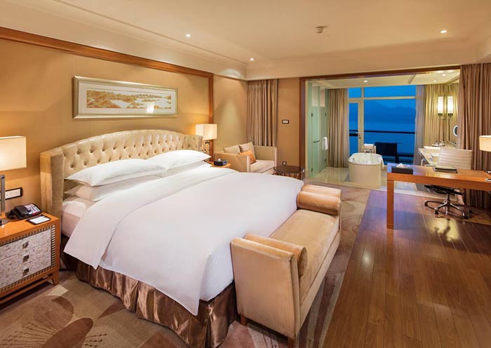 Qiandao Lake Hotels with Lake-view Balcony