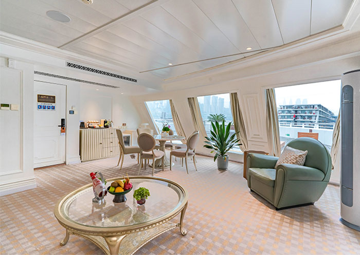 Yangtze Miracle - Yangtze Suite / Miracle Suite