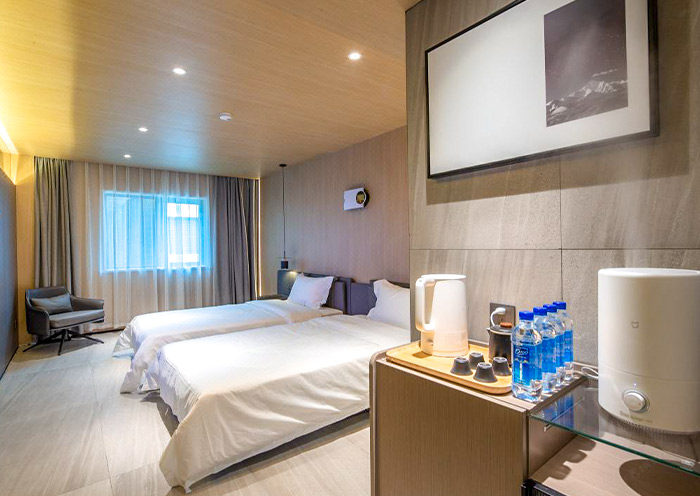 Hotel in Tashizong Village, EBC