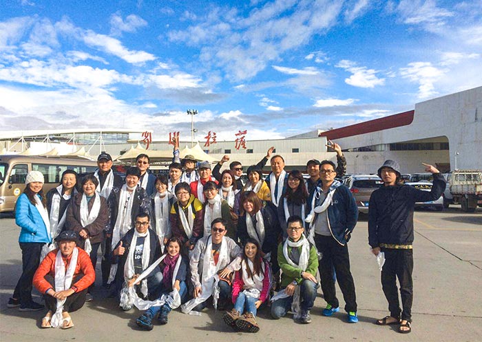 Welcome Our Dear Guests at Lhasa Airport Lhasa Airport