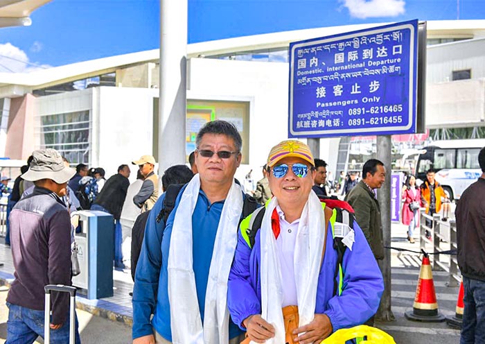 Meet Our Guests at Lhasa Airport Lhasa Airport