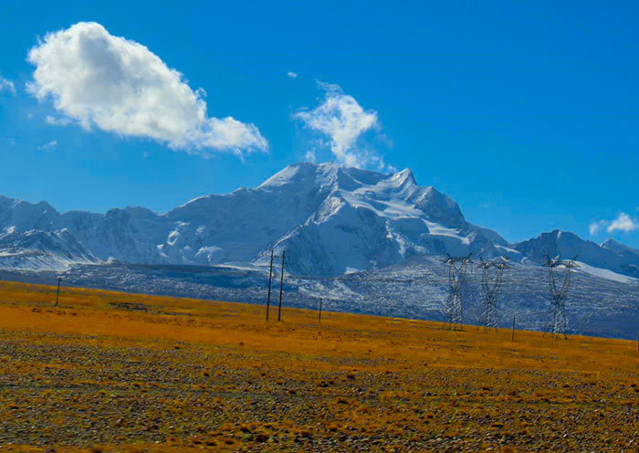 Mount Shishapangma Autumn View