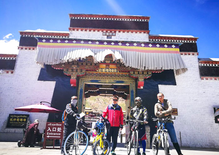 Cycling to Tashilhunpo Monastery, Tibet Bike Tour