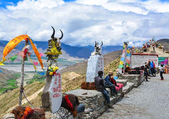 15 Days Tibet Mountain Bike Tour:  Lhasa to EBC