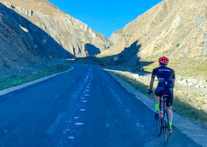 Cycling in Tibet